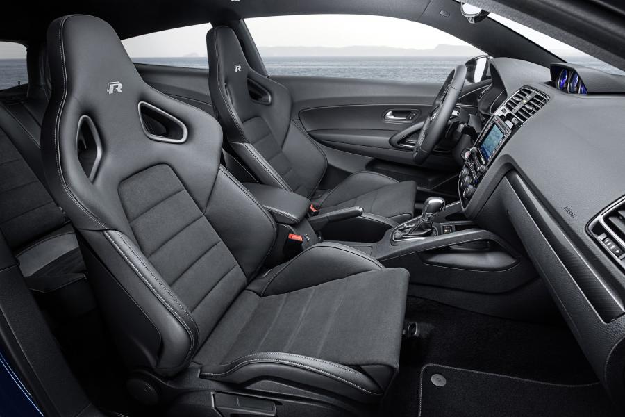  Volkswagen Scirocco R 2014 года  (фото 14 из 44)